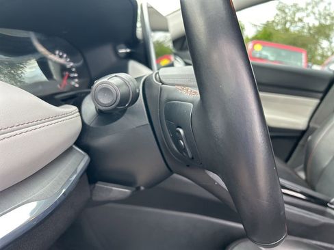 Certified 2022 Jeep Compass Limited image 38