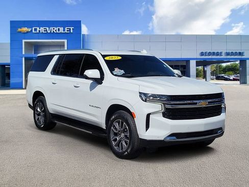 Certified 2022 Chevrolet Suburban LT w/ Luxury Package image 1