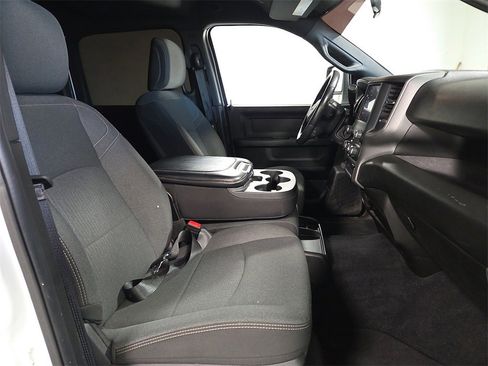 Used 2024 RAM 3500 Tradesman w/ Chrome Appearance Group image 15