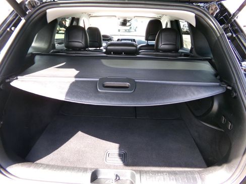Used 2019 Jeep Cherokee Limited w/ Luxury Group AWD/4WD image 20