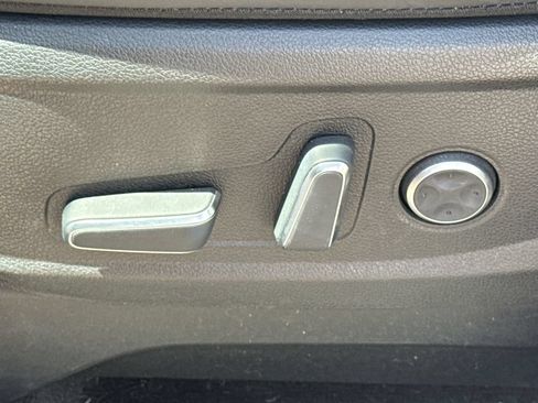 Used 2024 Hyundai Palisade SEL w/ Premium Package FWD image 21