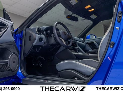 Used 2020 Nissan GT-R Premium AWD/4WD image 45