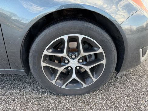 Used 2017 Buick Regal Sport Touring image 18