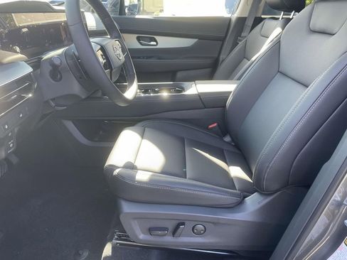 New 2026 Nissan Murano SL image 14