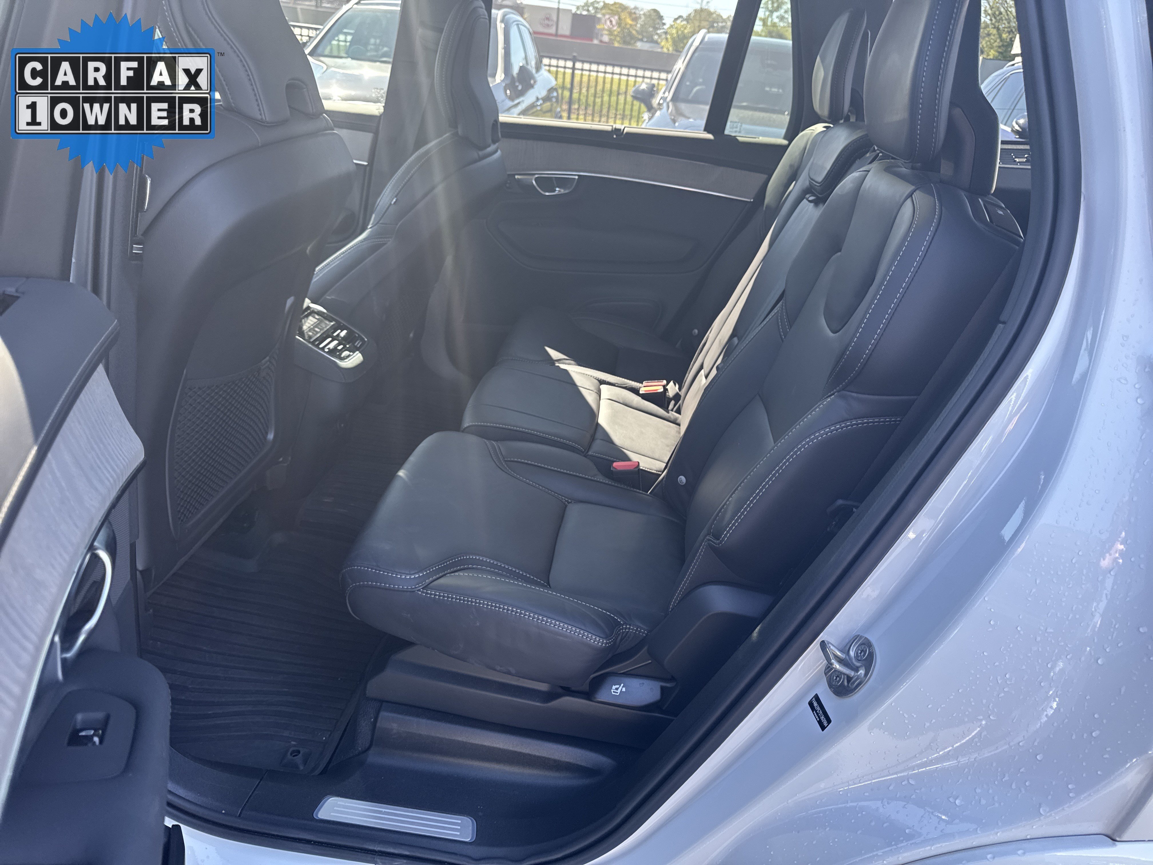 Used 2025 Volvo XC90 B6 Ultra w/ Protection Package Premier AWD/4WD image 33