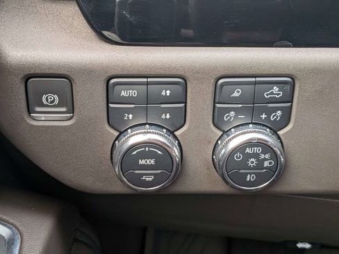 Used 2024 GMC Sierra 1500 Elevation AWD/4WD image 24