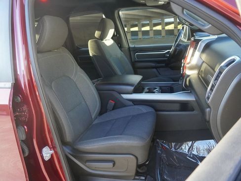 Used 2019 RAM 1500 Big Horn AWD/4WD image 7