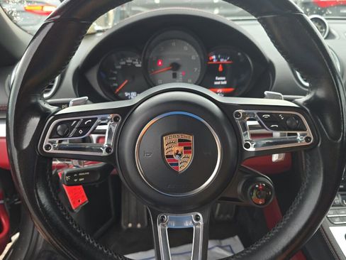 Used 2017 Porsche 718 Boxster S image 12