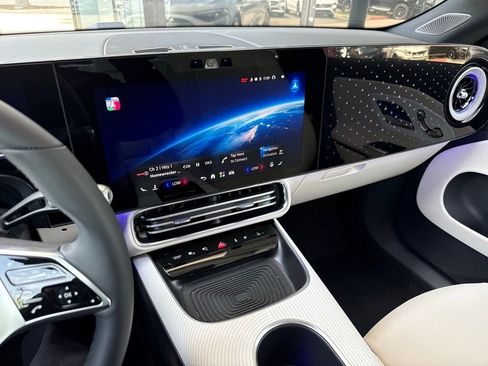 New 2026 Mercedes-Benz CLA 250+ image 21