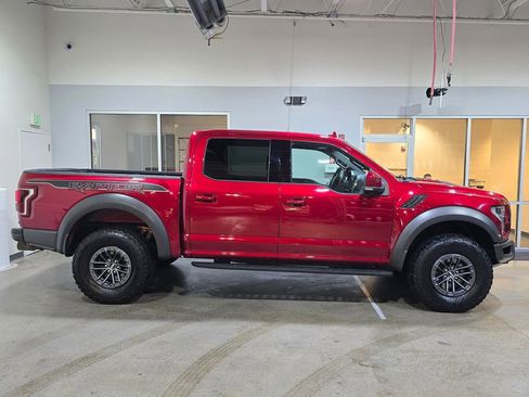 Used 2019 Ford F150 Raptor w/ Equipment Group 802A Luxury image 4