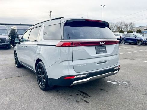Certified 2024 Kia Carnival SX Prestige image 10