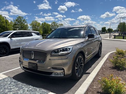Used 2020 Lincoln Aviator Reserve w/ Equipment Group 202A AWD/4WD image 25
