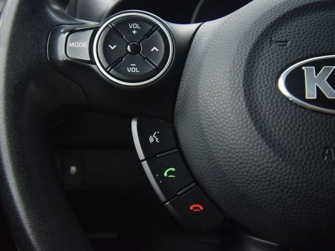 Used 2019 Kia Soul w/ Option Group 020 FWD image 28