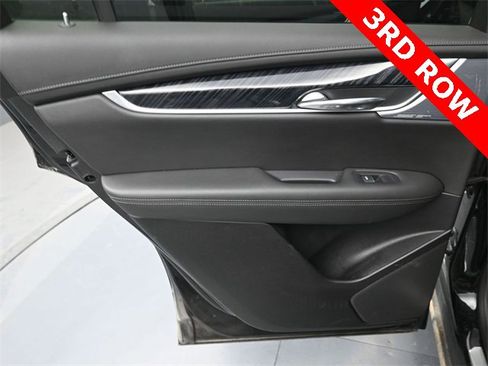 Used 2024 Cadillac XT6 Premium Luxury image 28