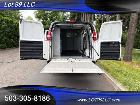 Used 2019 Chevrolet Express 3500 w/ Driver Convenience Package image 2