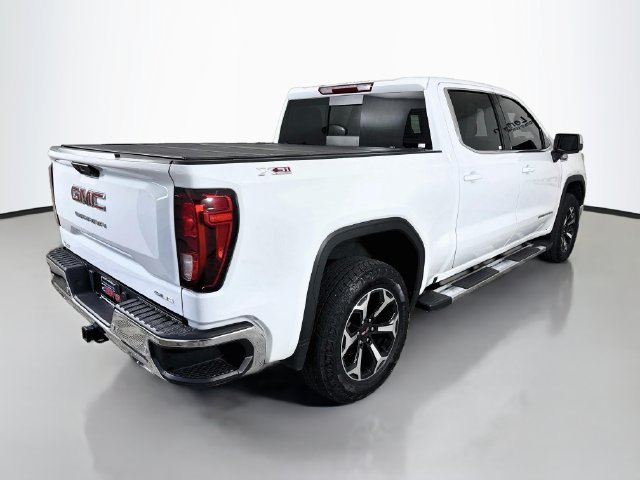 Used 2024 GMC Sierra 1500 SLE w/ Preferred Package AWD/4WD image 7