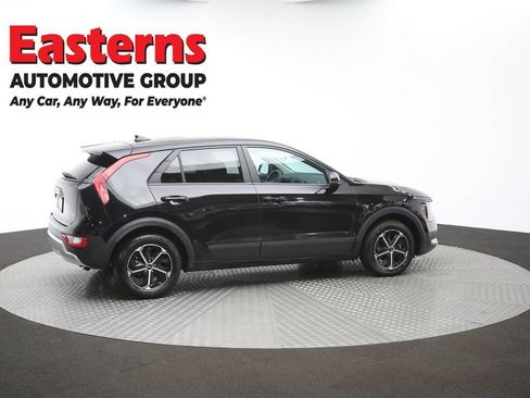 Used 2025 Kia Niro LX FWD image 60