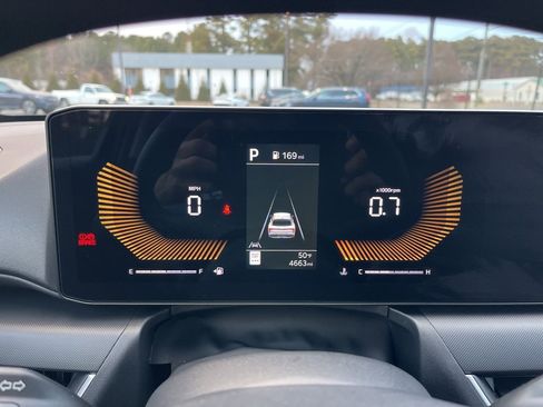 Used 2025 Kia K4 LX image 9