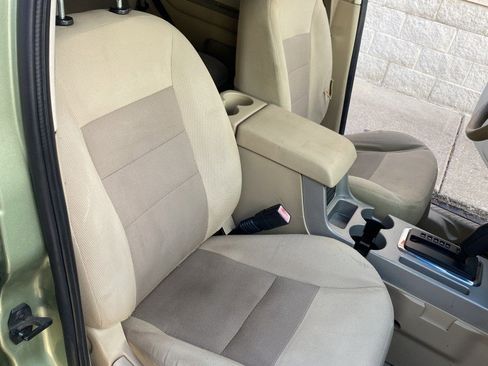 Used 2008 Ford Escape XLT image 11