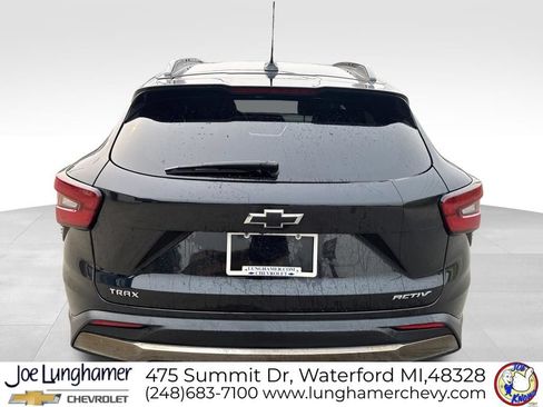 Used 2024 Chevrolet Trax ACTIV w/ Driver Confidence Package FWD image 4