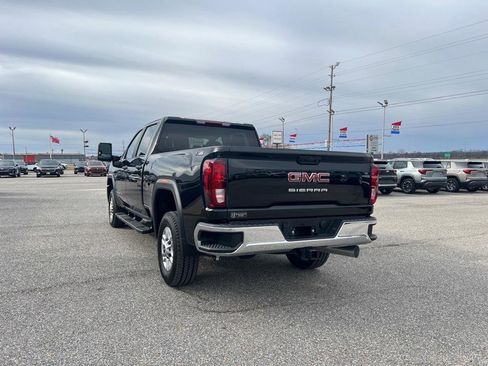 Used 2024 GMC Sierra 2500 Pro image 2
