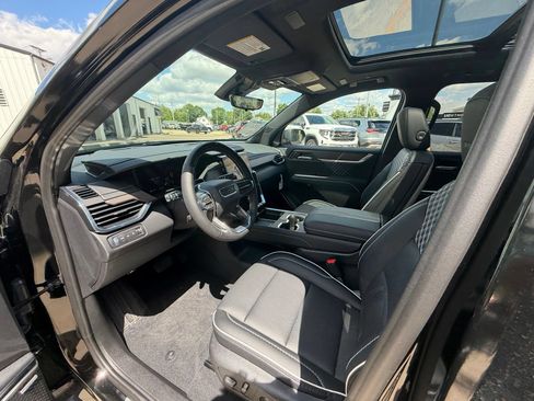 New 2026 GMC Acadia Denali w/ Super Cruise Package AWD/4WD image 18