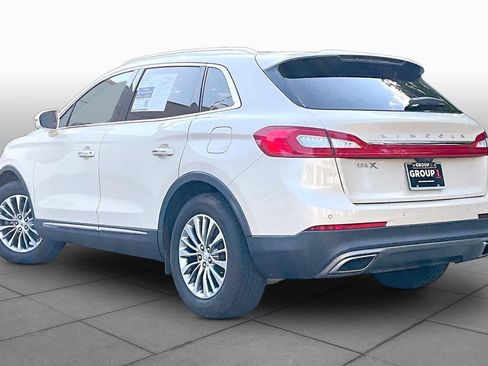 Used 2018 Lincoln MKX Select w/ Select Plus Package FWD image 12
