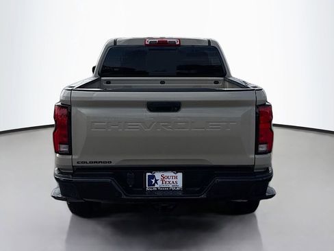 Used 2024 Chevrolet Colorado Z71 w/ Z71 Convenience Package 2 image 6
