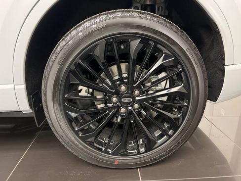 Used 2026 Lincoln Corsair Premiere image 7