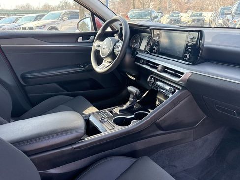 Used 2021 Kia K5 LXS FWD image 27