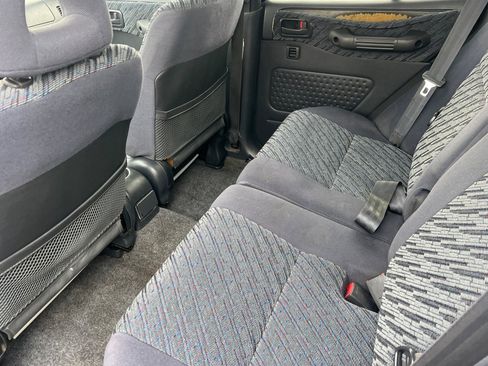 Used 1998 Toyota RAV4 4WD 4-Door image 9