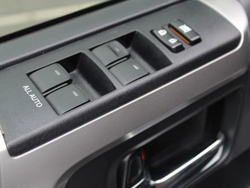 Used 2015 Toyota 4Runner SR5 image 22