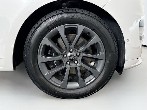 Used 2024 Land Rover Range Rover Sport Dynamic SE AWD/4WD image 34
