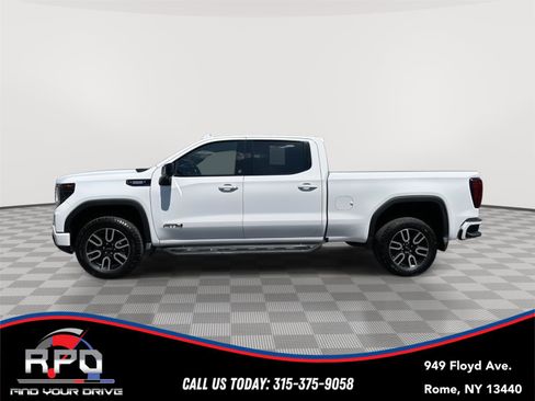 Used 2024 GMC Sierra 1500 AT4 w/ AT4 Preferred Package AWD/4WD image 2