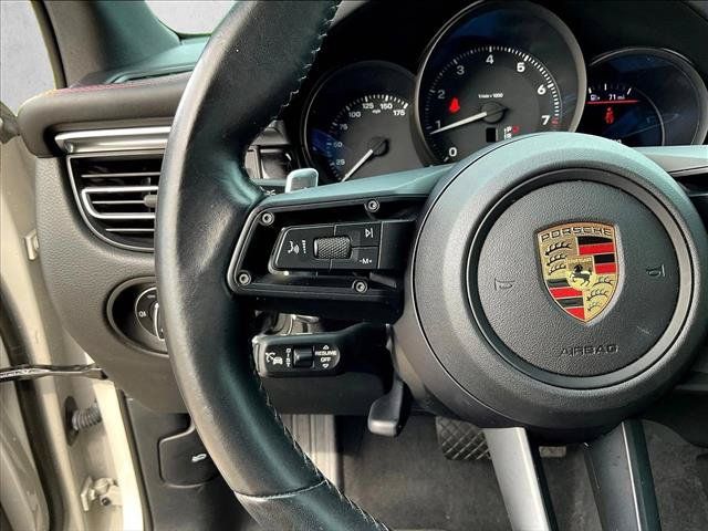 Used 2024 Porsche Macan Turbo AWD/4WD image 19