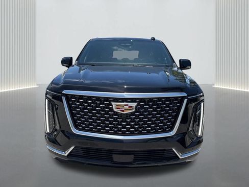 New 2026 Cadillac Escalade ESV Luxury AWD/4WD image 2