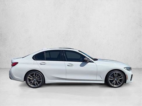 Used 2022 BMW M340i xDrive w/ Driving Assistance Package image 4