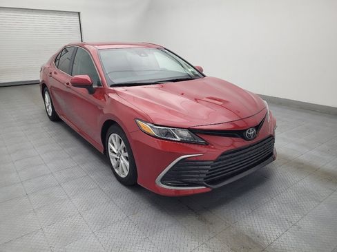 Used 2024 Toyota Camry LE image 13