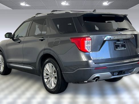 Used 2020 Ford Explorer Limited image 3