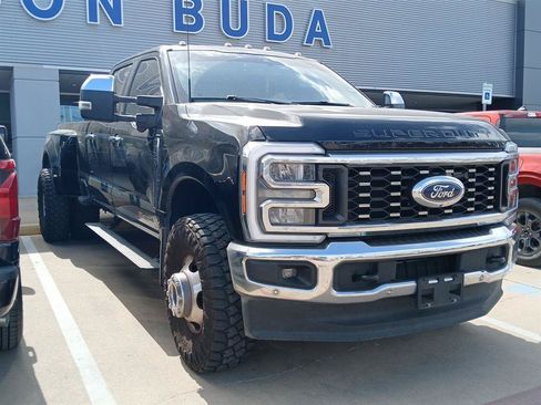 Used 2025 Ford F350 Lariat w/ Lariat Ultimate Package AWD/4WD image 8