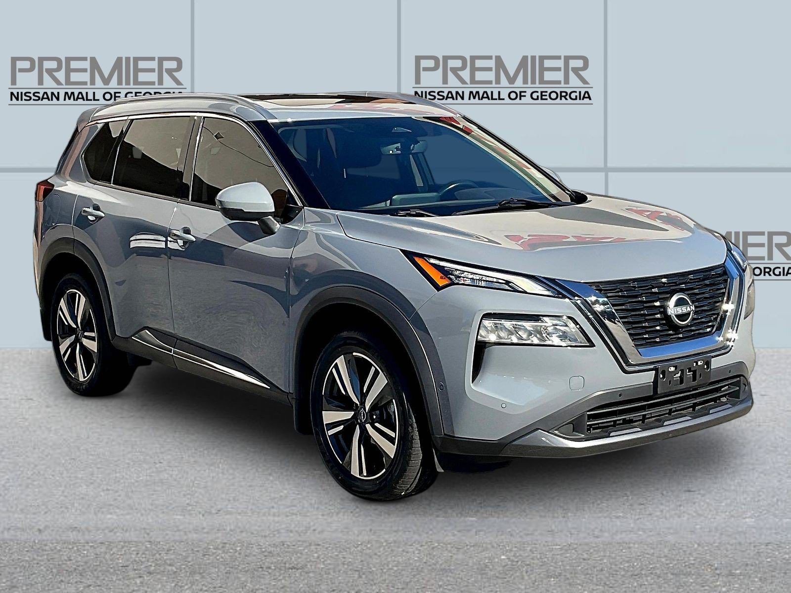 Certified 2023 Nissan Rogue SL w/ SL Premium Package AWD/4WD image 3