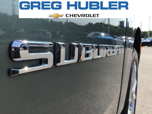 Used 2023 Chevrolet Suburban High Country AWD/4WD image 15