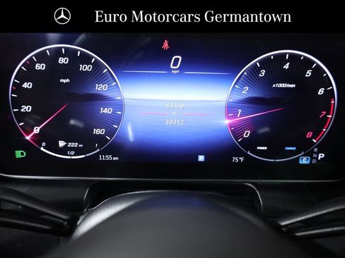 Used 2023 Mercedes-Benz GLC 300 4MATIC w/ AMG Line image 17