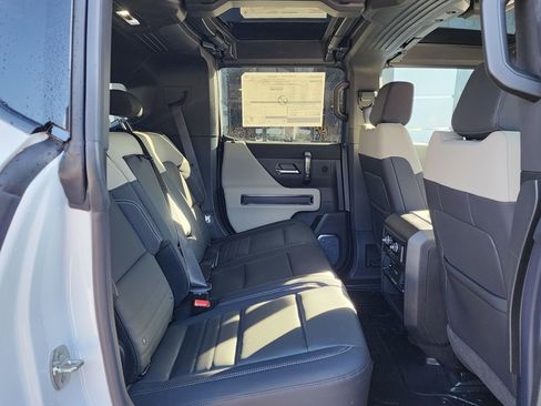 New 2026 GMC Hummer EV SUV image 51