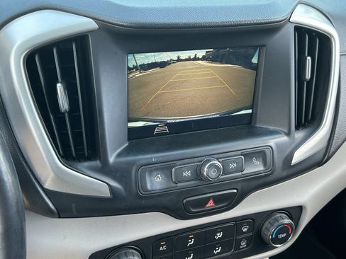 Used 2019 GMC Terrain SLE FWD image 24