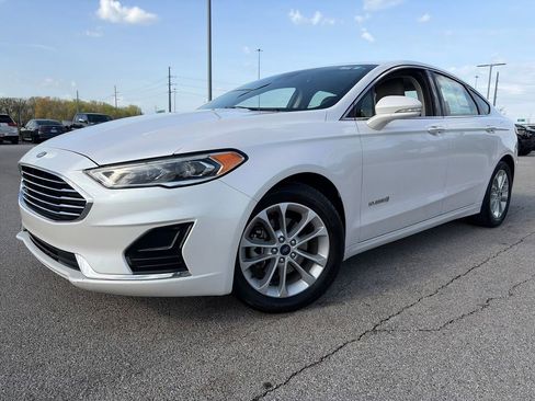 Used 2019 Ford Fusion SEL FWD image 3