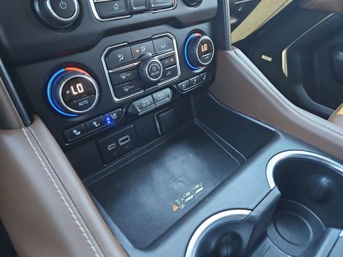 Used 2023 Chevrolet Tahoe High Country w/ Premium Package 2 image 20