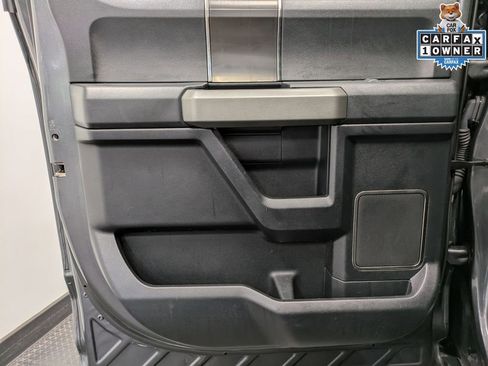 Used 2019 Ford F150 Raptor w/ Equipment Group 802A Luxury AWD/4WD image 23