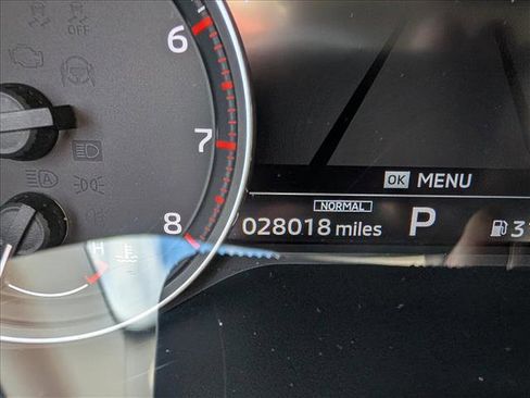 Used 2024 Mitsubishi Outlander SE image 39