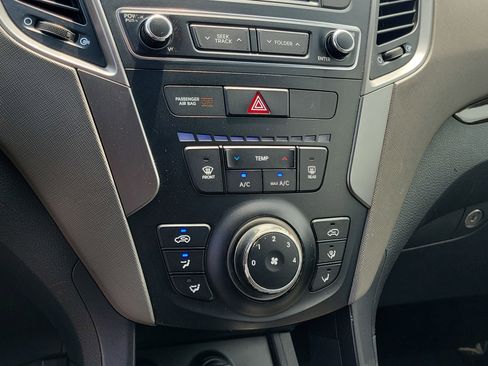 Used 2018 Hyundai Santa Fe Sport FWD image 27